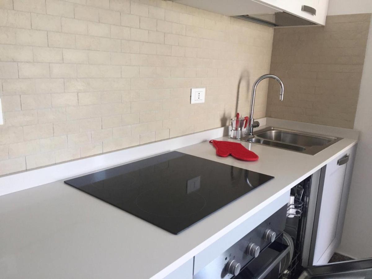 Red Tower Venice Apartment - 2 Mins From Vce Airport- Free Wifi Tessera Exterior foto